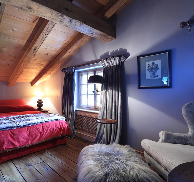 Room 05